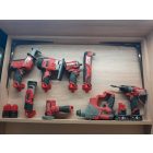 Milwaukee M12-es gépekhez gép tartó